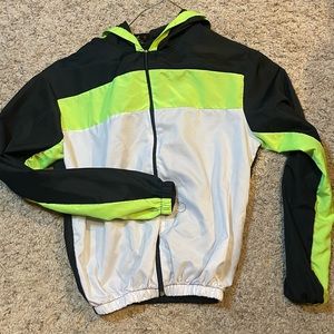 Green crop windbreaker